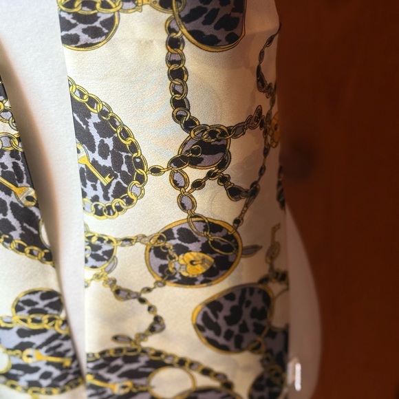 Polyester Womens Scarf Heart Lock Chain Motif Geometric Pattern 57x6 - Picture 3 of 11